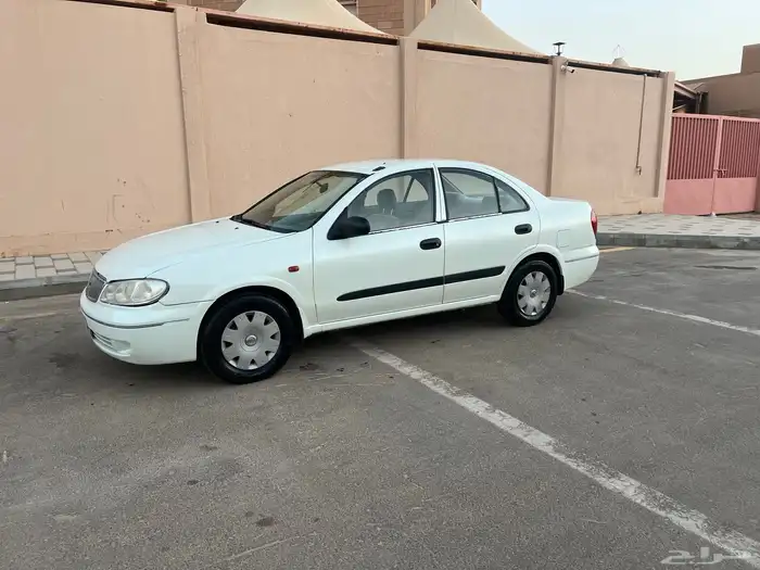 للبيع صني موديل 2005 قير عادي او البدل بسوزو غمارتين 1