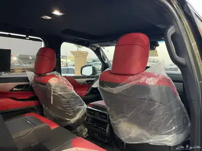 لكزس اف سبورت موديل 2023 مستخدم نضيف ماشي 80شرط 17