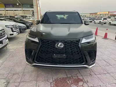 لكزس اف سبورت موديل 2023 مستخدم نضيف ماشي 80شرط 2