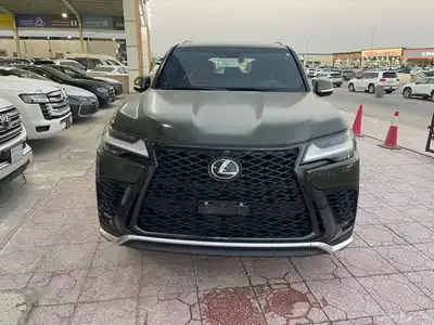 لكزس اف سبورت موديل 2023 مستخدم نضيف ماشي 80شرط 0