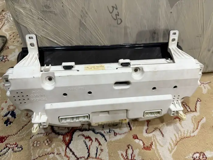 قطع غيار كامري 2003 لين 2006 1