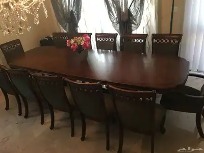 طاولة طعام 2