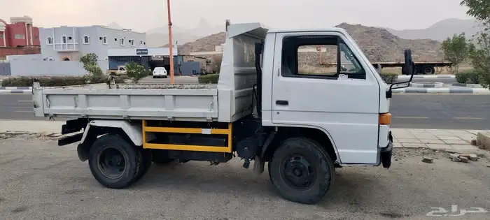 للبيع قلاب ايسوزو 1990 نظيف شرط 1