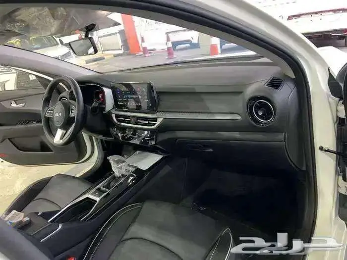 كيا سيراتو 2024 بنزين كمفورت 1500Cc.مستورد(أصفار).. 19