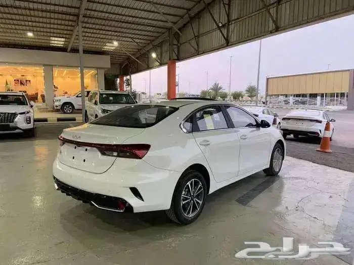 كيا سيراتو 2024 بنزين كمفورت 1500Cc.مستورد(أصفار).. 4
