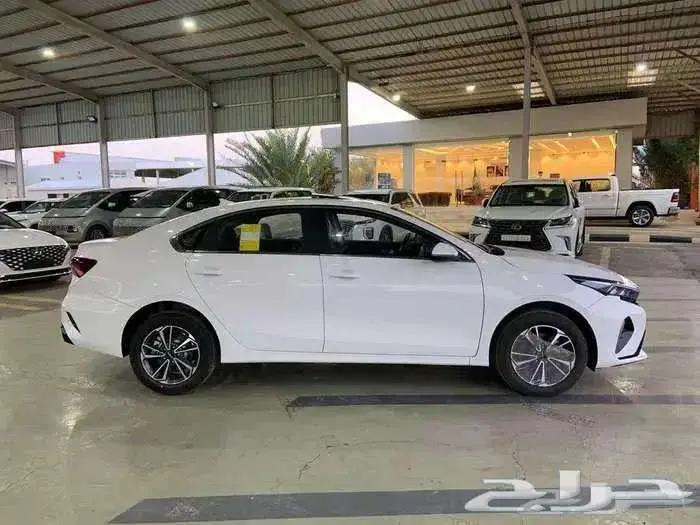 كيا سيراتو 2024 بنزين كمفورت 1500Cc.مستورد(أصفار).. 7