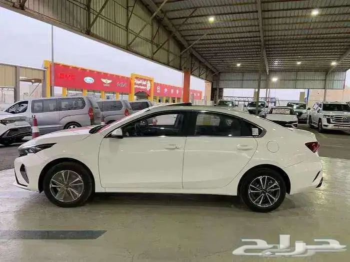كيا سيراتو 2024 بنزين كمفورت 1500Cc.مستورد(أصفار).. 3