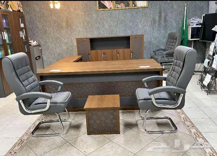 مكتب طاولة كبيرة طقم إدارة مميز أنيق فاخر كنب كراسي اجتماع 0