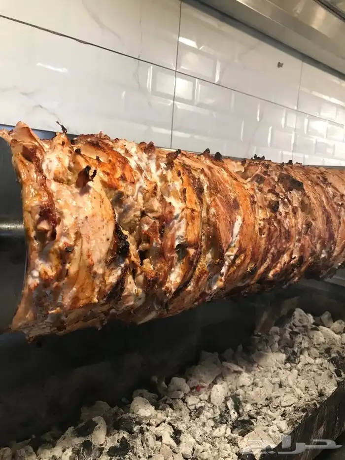 معلم شاورما فحم وغاز تتبيل قص شك صوصات مصري الجنسيه 3