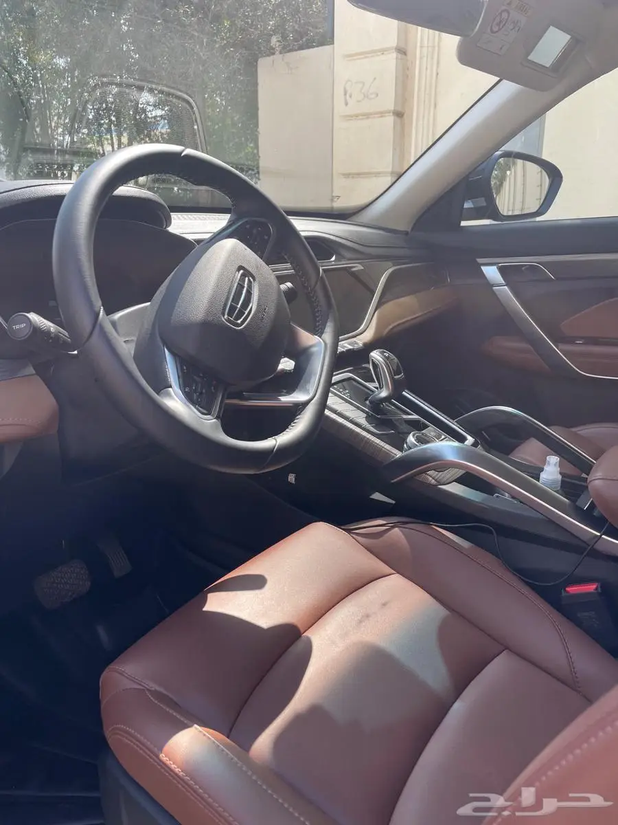 Geely azkara 2