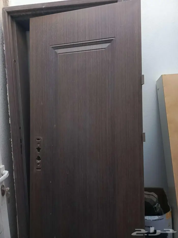 باب حديد مع الحلق لون خشبي 0