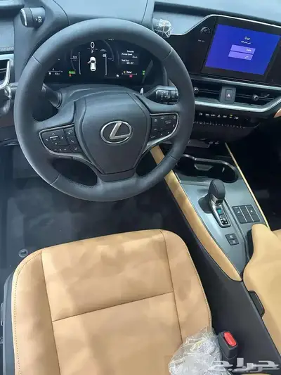 لكزس ux300h موديل 2024 كاش وتقيسط جميع البنوك 4