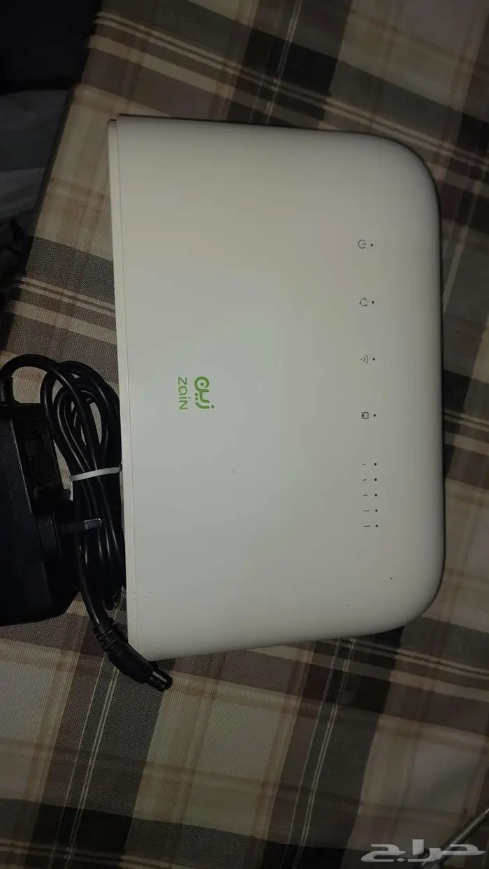 عدد 2 راوتر هواوي 4G ومقوي شبكة تب لينك 1