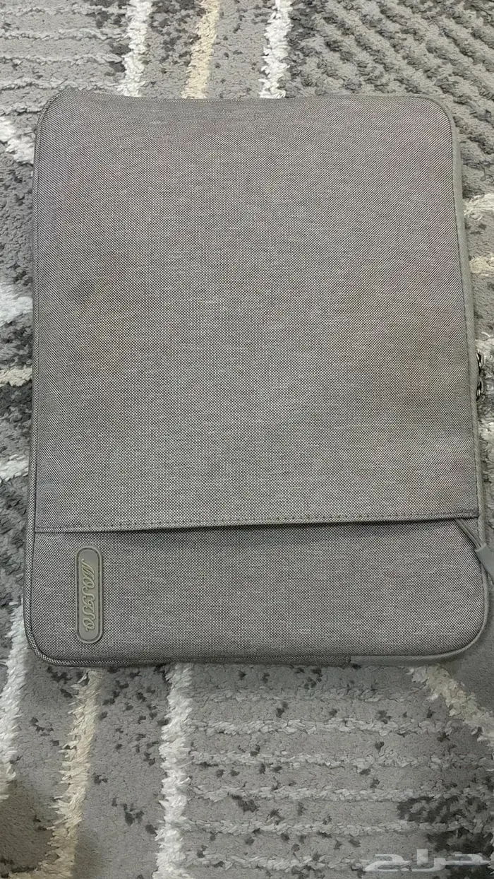 ماك بوك برو ام 2 MacBook Pro m 2