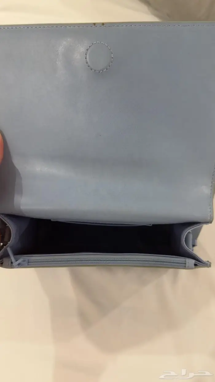 شنطه وكعب للبيع 1