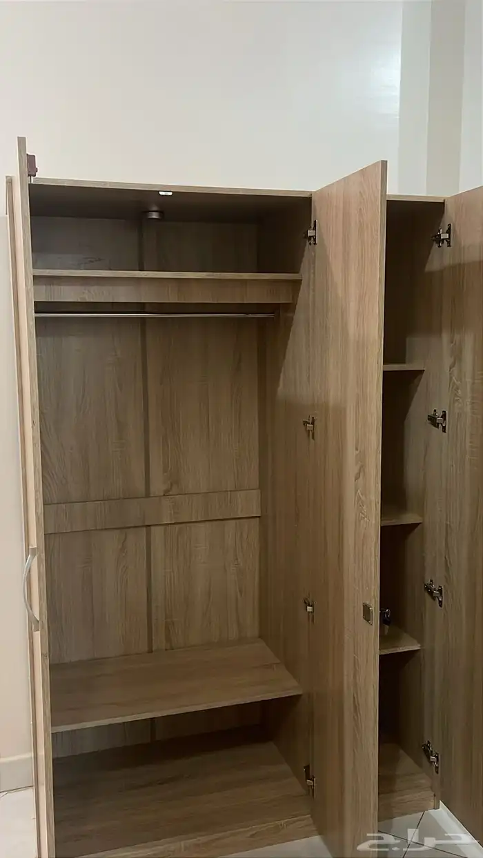 دولاب ملابس للبيع ضروري استعمال نظيف على السوم 3