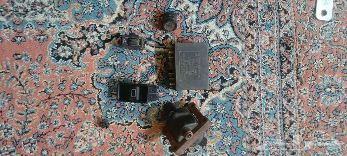 قطع مرسيدس القديم 2
