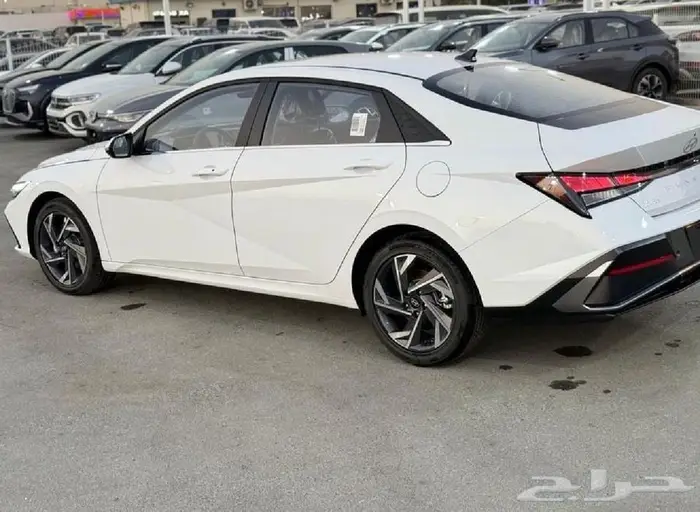 كسر اسعار السوق النترا سوزوكي جيمني ميتسوبيشي لكزس 5