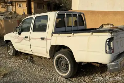 هايلوكس 2000 GLX 1