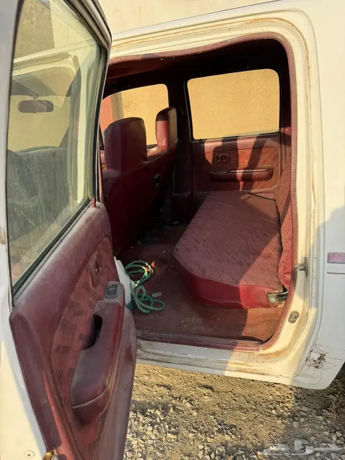 هايلوكس 2000 GLX 6