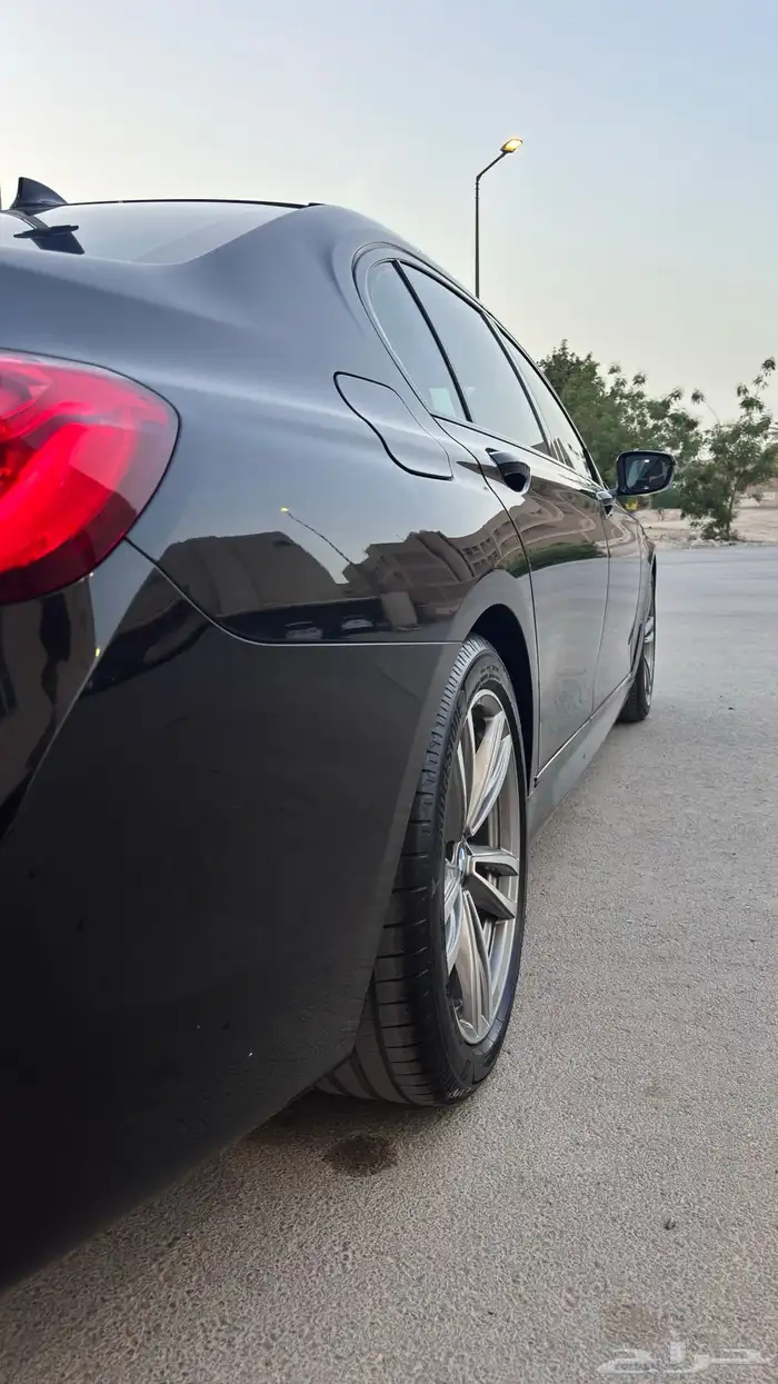 بي ام دبليو 730Li 2019 (مالك أول) 7