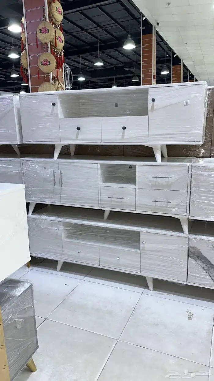 طاولات جاهز وتفصيل 1