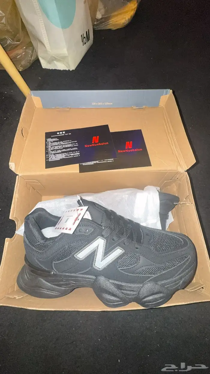 شوزات جديده العدد (5) للبيع shoes  number (5) for sale 7