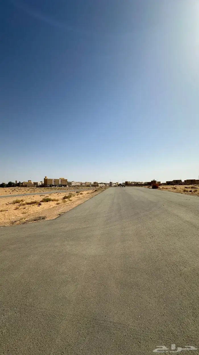 ارض على ثلاث شوارع بمخطط حطين بمساحة ( 650 متر ) 5
