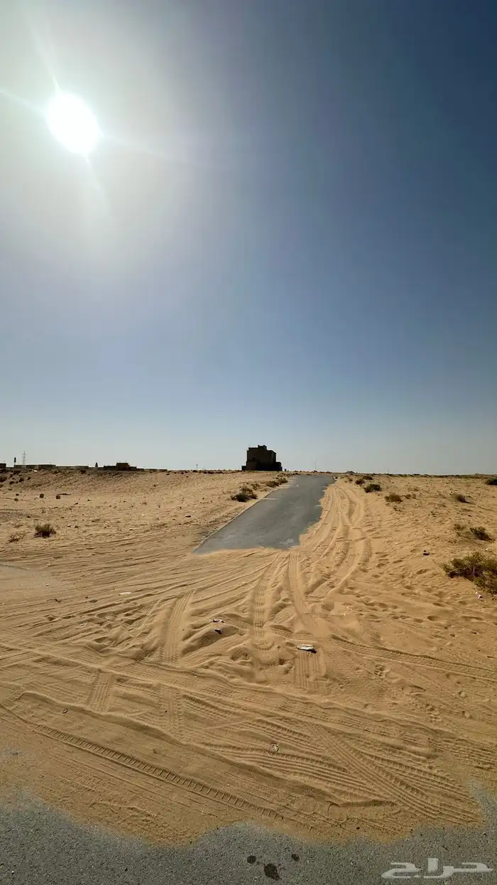 ارض على ثلاث شوارع بمخطط حطين بمساحة ( 650 متر ) 1