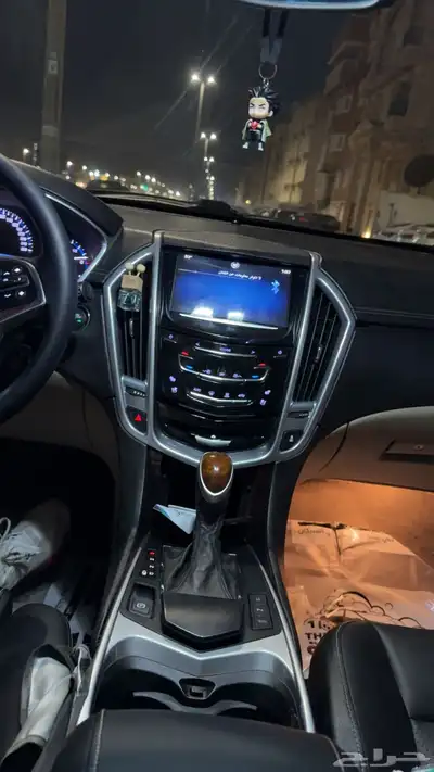 كاديلاك srx 4
