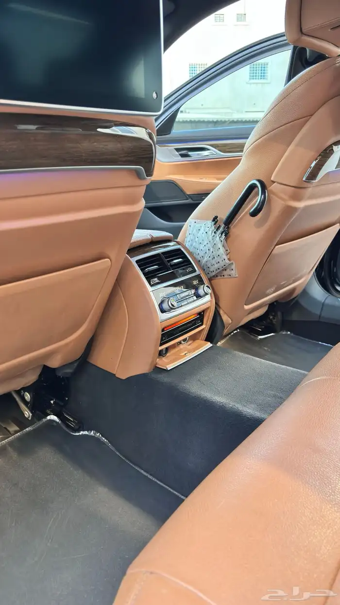 بي ام دبليو 730Li 2019 (مالك أول) 16