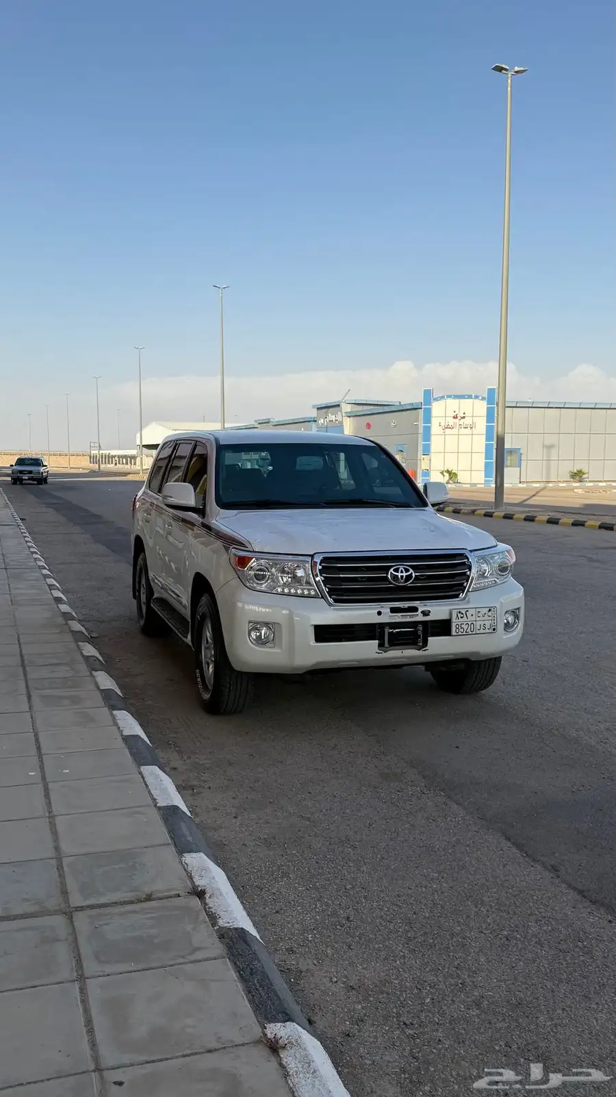 لاندكروزر 2014 بريمي 1