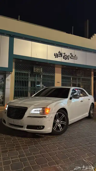 كلايسلر 2012 هيمي 8 0