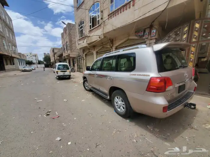 تم البيع لاند كروزر جي اكس ار للبيع في اليمن 2