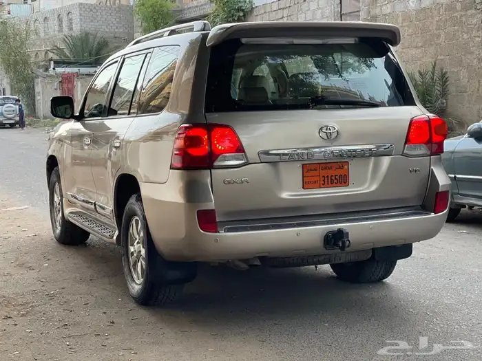 تم البيع لاند كروزر جي اكس ار للبيع في اليمن 10
