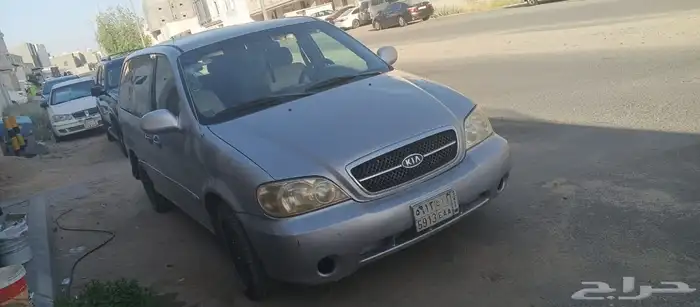 كيا كرنفال للبيع 1