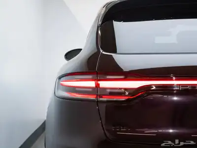 2023 Porsche Macan T - Premium Plus Package 10