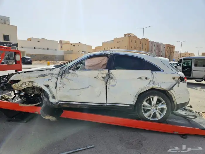 للبيع إنفنيتي QX70 موديل 2020 مصدوم 1