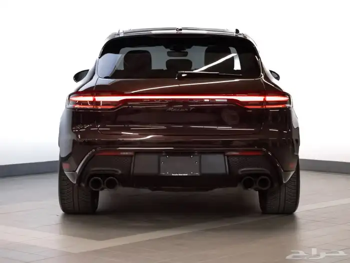 2023 Porsche Macan T - Premium Plus Package 4