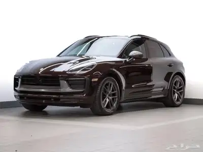 2023 Porsche Macan T - Premium Plus Package 0