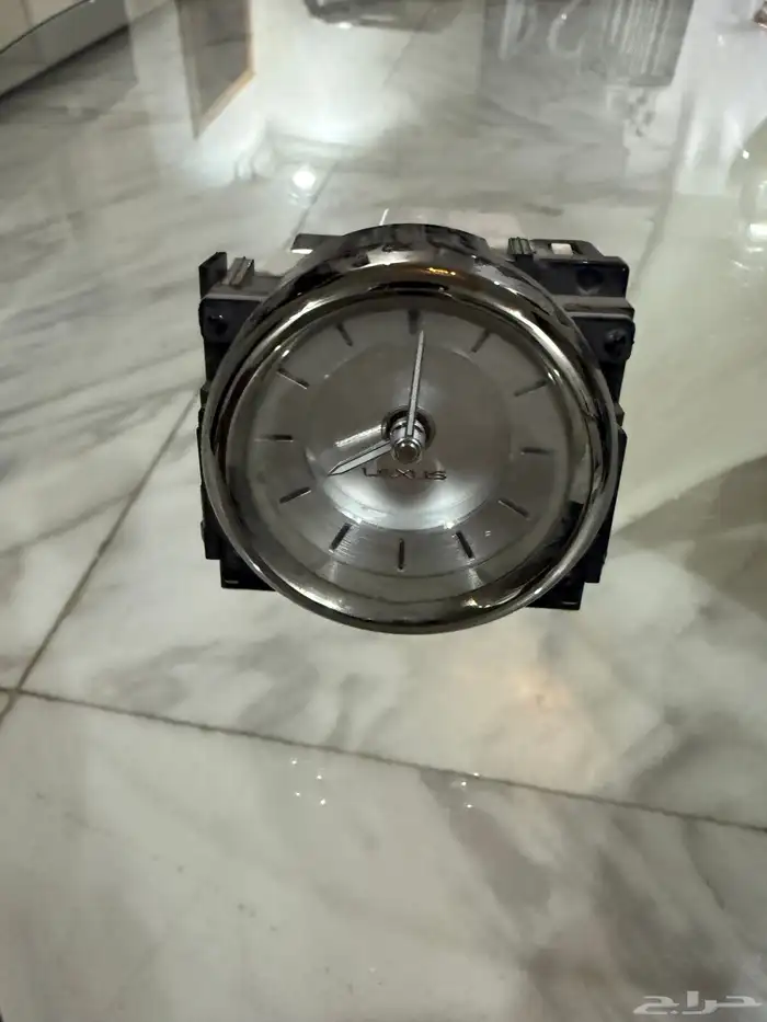 ساعة لكزس 460 0