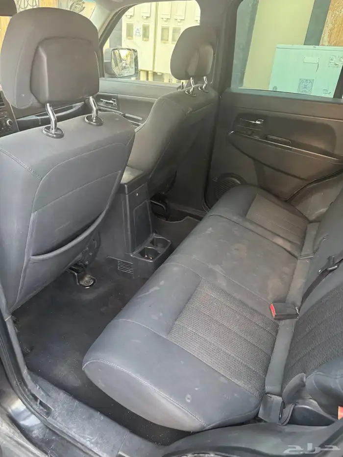 Jeep جيب ليبرتي 2012 6