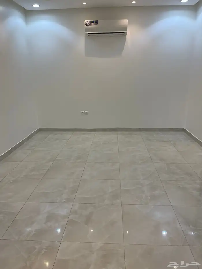 دور ارضي للايجار بحي النفل 19