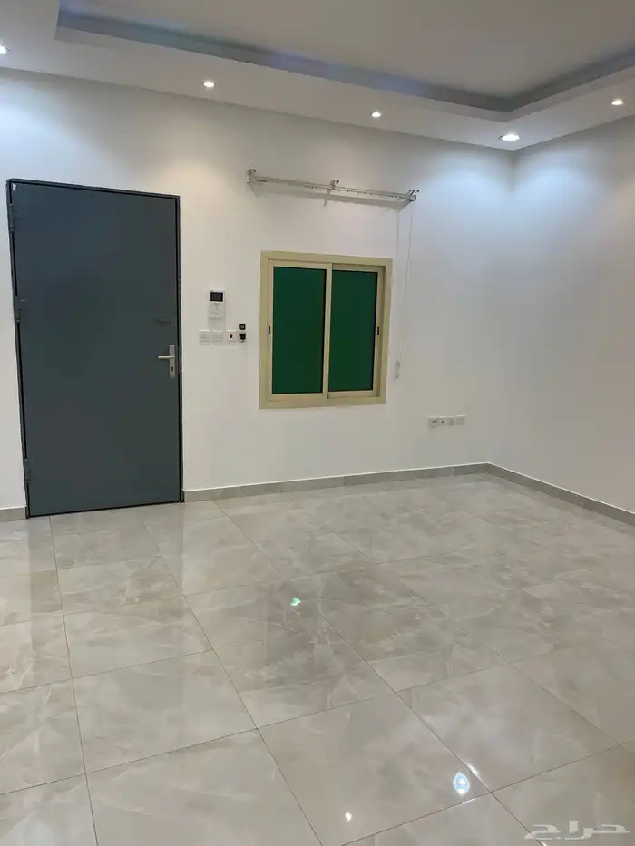 دور ارضي للايجار بحي النفل 12