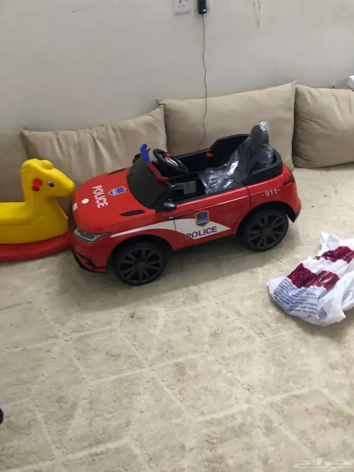 سيارة شرطة بقراطيسها مطلوب 450 1