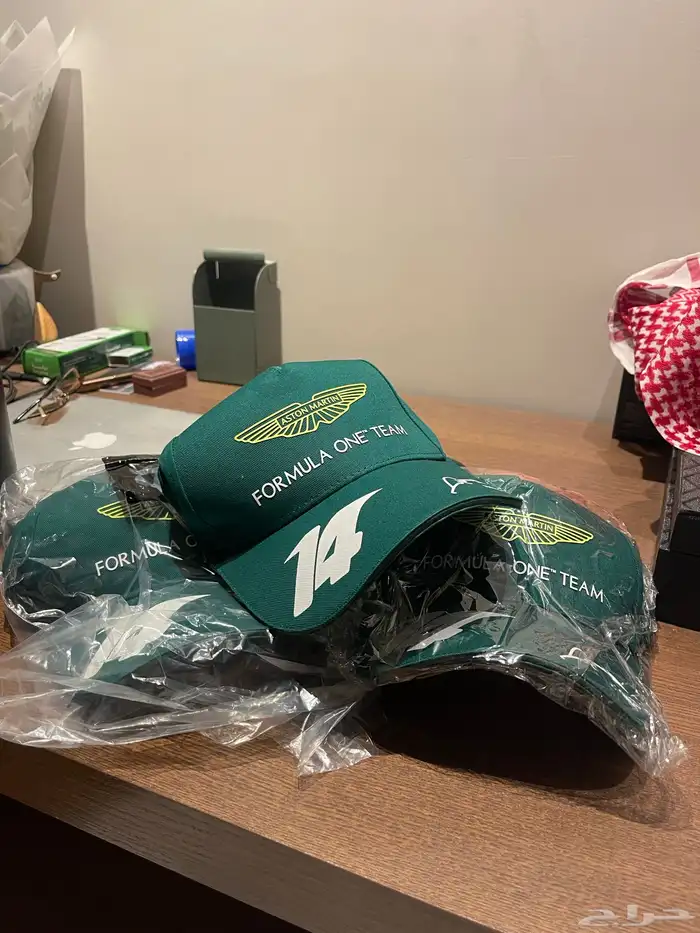 كابات استون مارتن 0