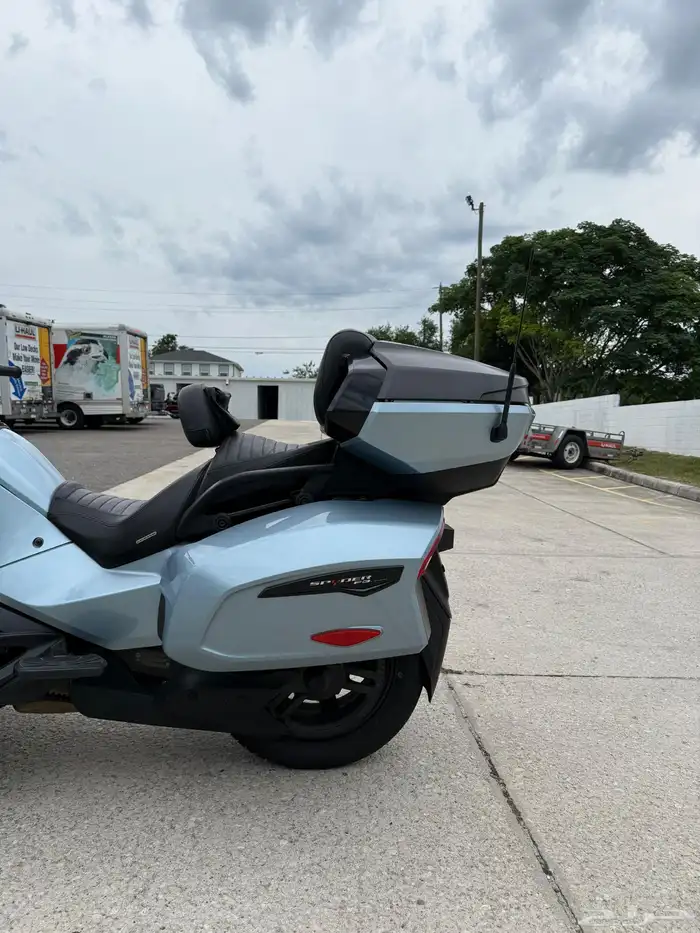 2022 كانام سبايدر F3 limited 14