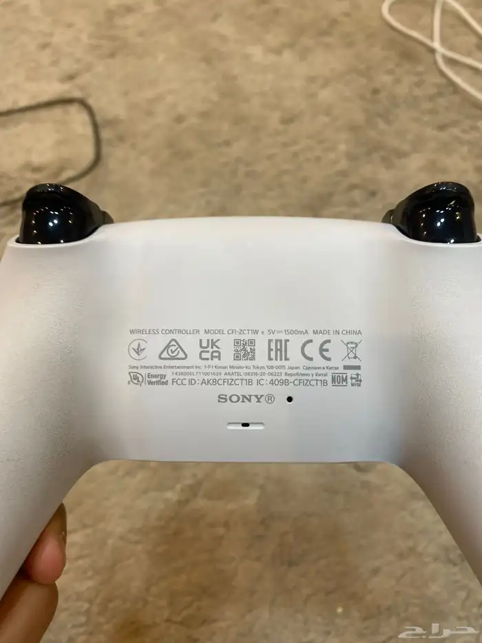 يد سوني 5 جديد جدا استخدام اسبوع تم البيع 1