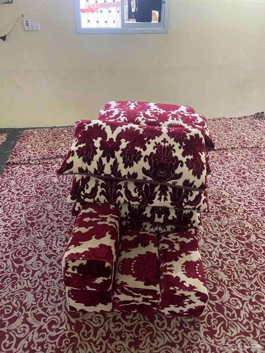 السلام عليكم مساند مع 6مراكي للبيع 0