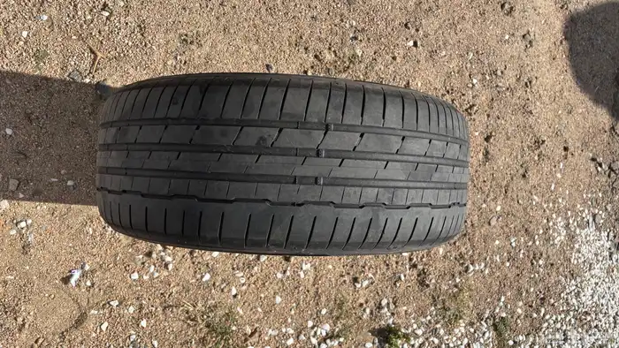 كفرات شبه جديدة مقاس 18 50 235 2